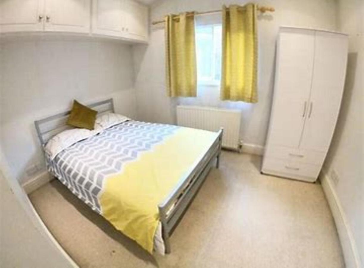 Hemel Short Stay Hemel Hempstead Esterno foto