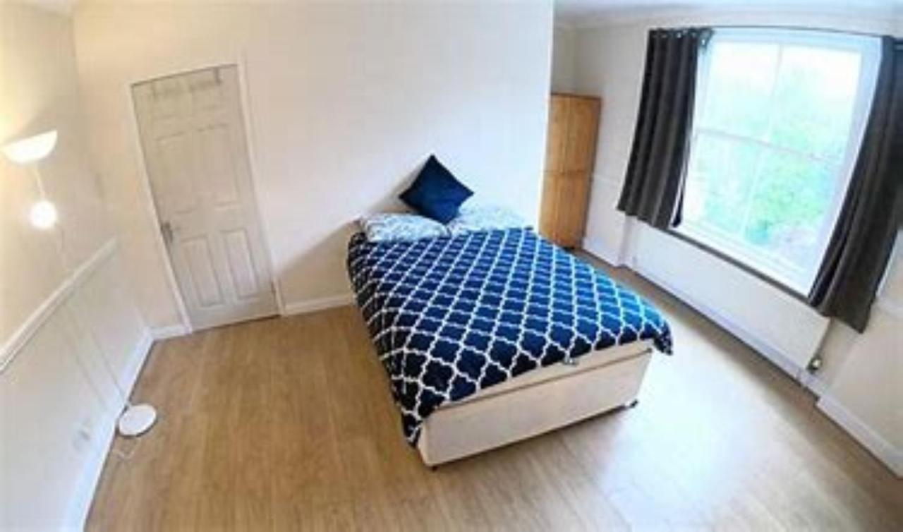 Hemel Short Stay Hemel Hempstead Esterno foto