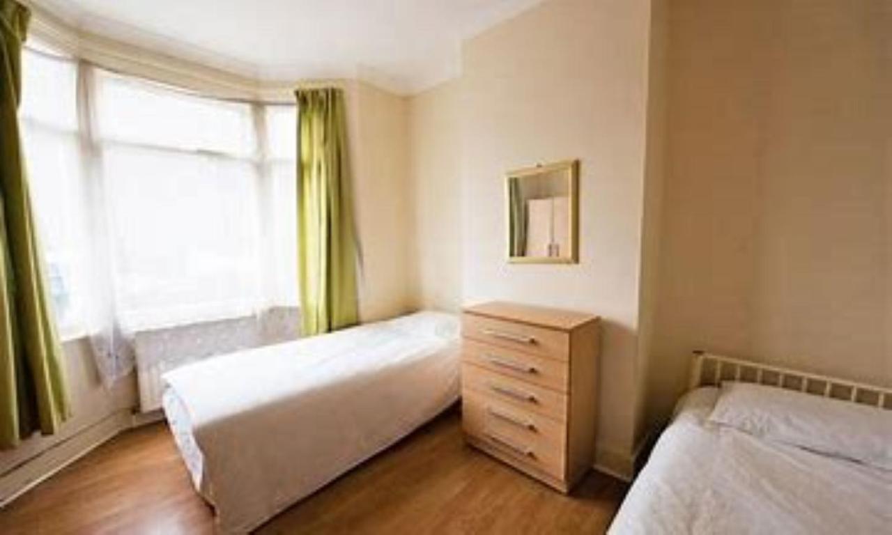 Hemel Short Stay Hemel Hempstead Esterno foto